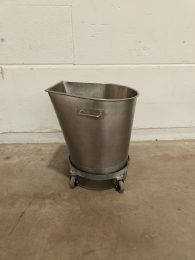 Stainless steel tub on cart